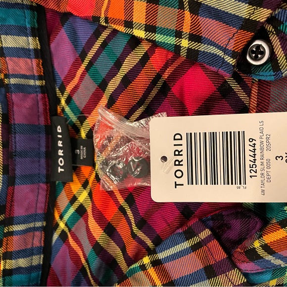 Torrid size 3 plaid rainbow shirt NWT - Picture 6 of 10